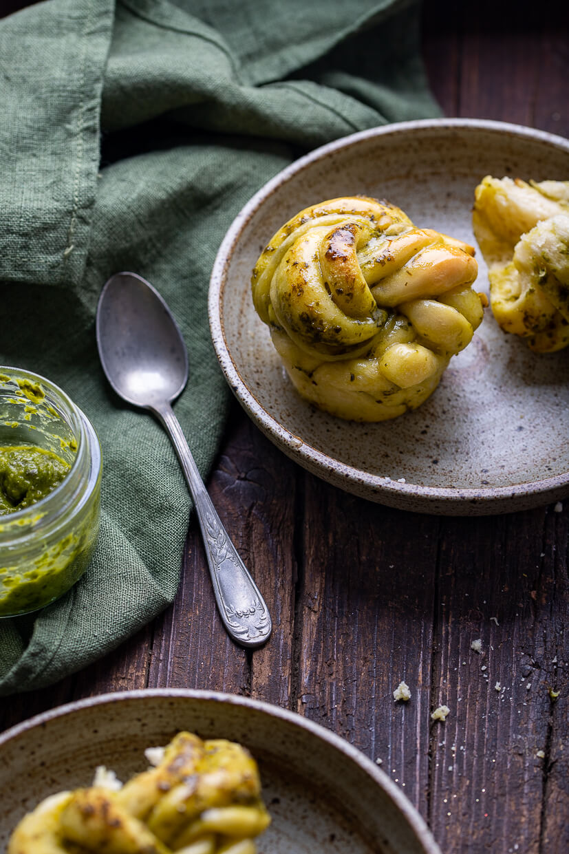 Pasta di farina di lenticchie al pesto e parmigiano - a zucchero zero