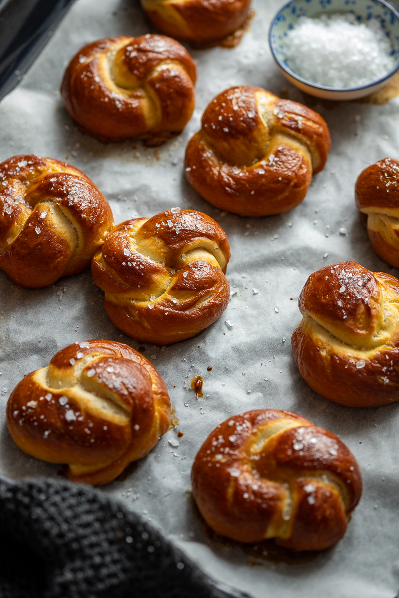 Pretzel intrecciati soffici